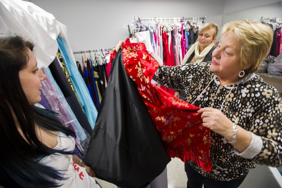Operation Fairytale makes prom magic for Galt girls