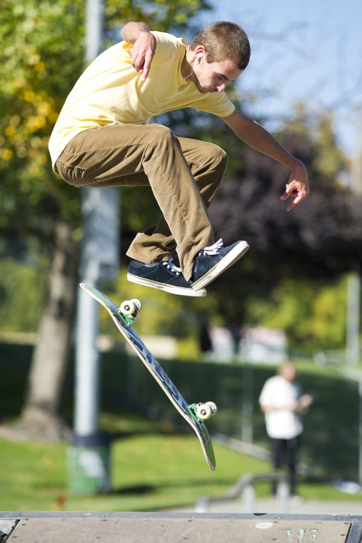 Lodi residents glad to be back as skate park reopens — with a warning