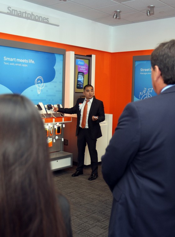 AT&T brings more jobs, technology to Lodi