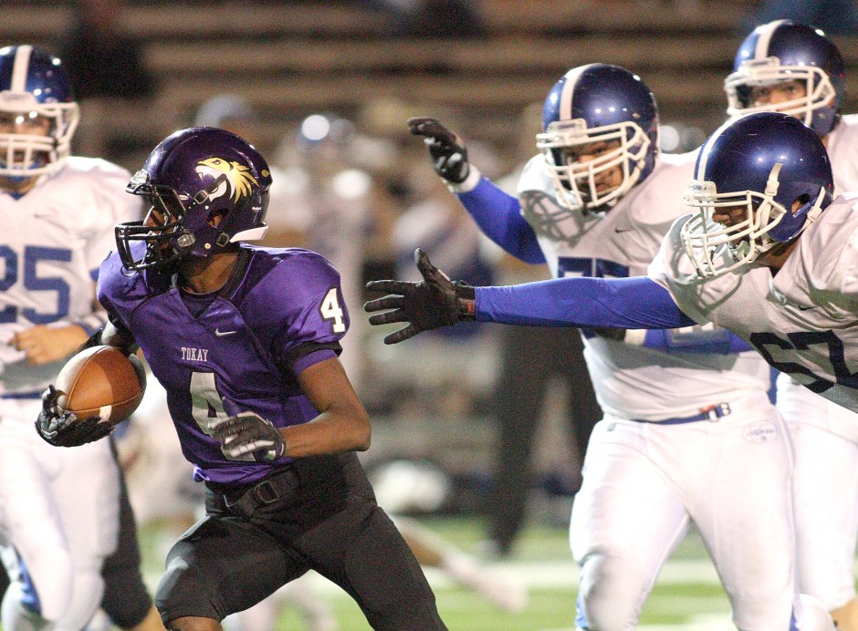 Tigers rip Cougars 