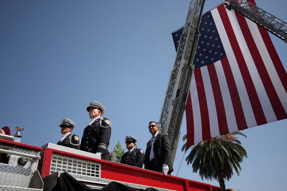 Fire department, Lodi community say their good-byes to Capt. Joe Hansen