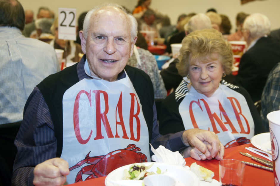 LOEL Center and Gardens Crab Feed Fundraiser 