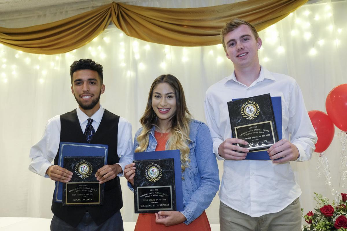 Round Table Rewards The Best Of Local Sports 051717 Athlete Of The Year Banquet 01 Jpg