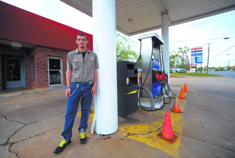 Last full-service gas station in Lufkin serves its final ...