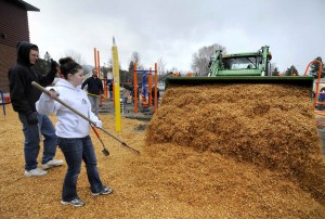 Linda Thompson/Missoulian Volun...