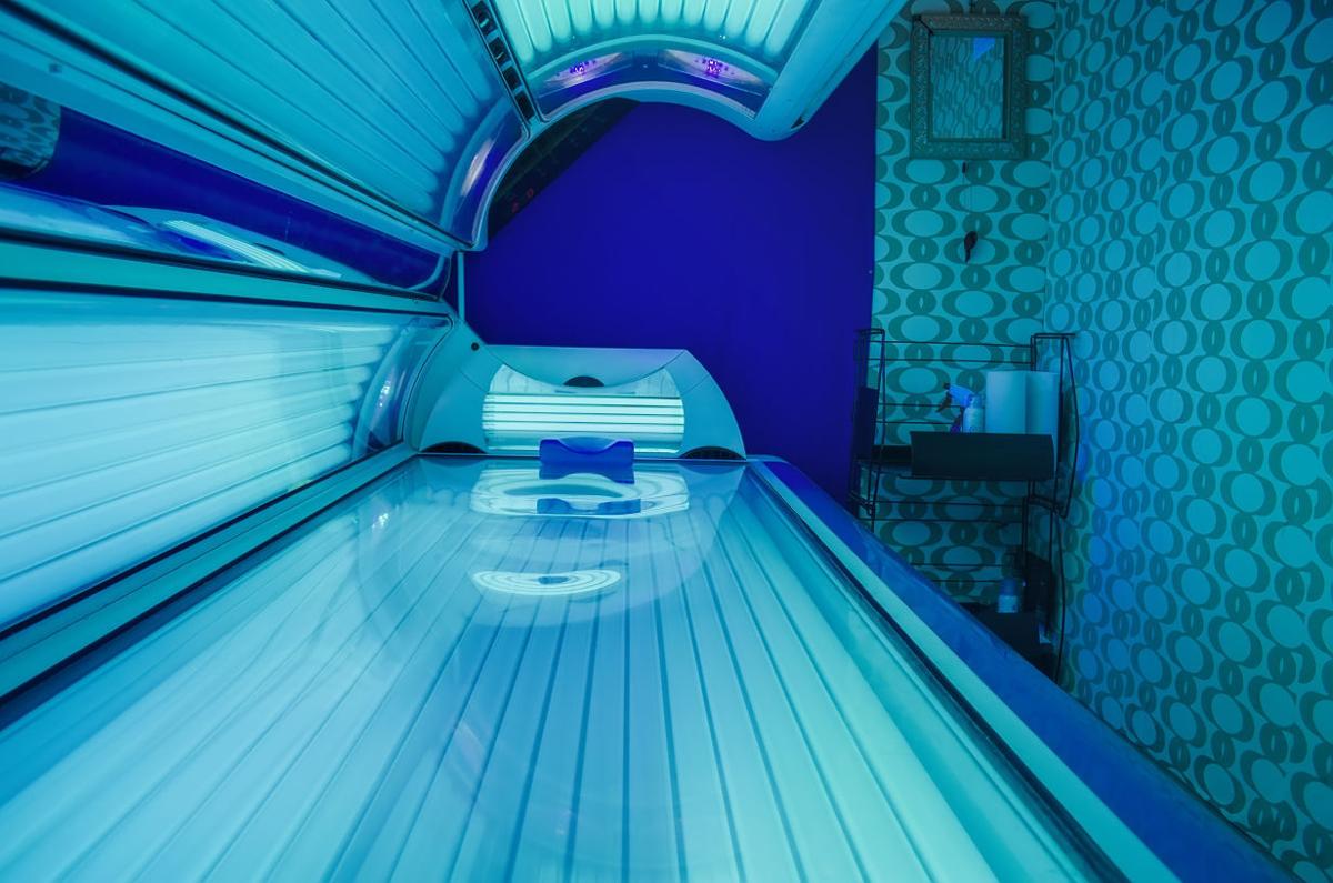 Proposal to limit teen use of tanning beds compared to limits on