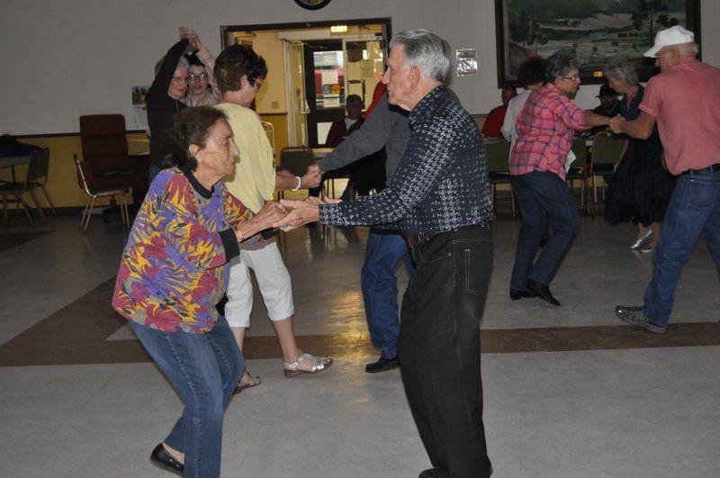 Seniors dance the nights away - Muskogee Daily Phoenix