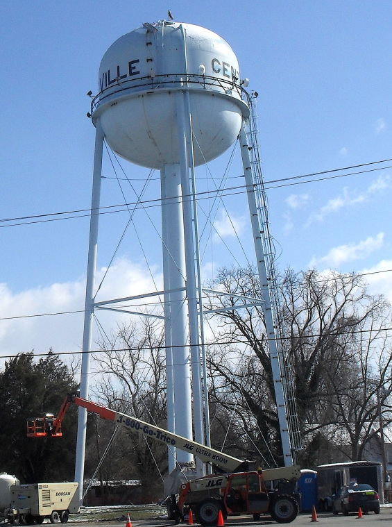 Centreville water tower rehabilitation project is under way Queen