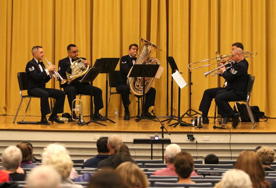 Air Force brass ensemble celebrates Veterans Day in Newark - Newark Post