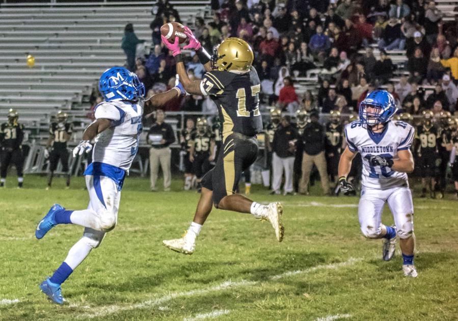 Buzz from the Hive: Middletown spoils senior night for Newark - Newark Post