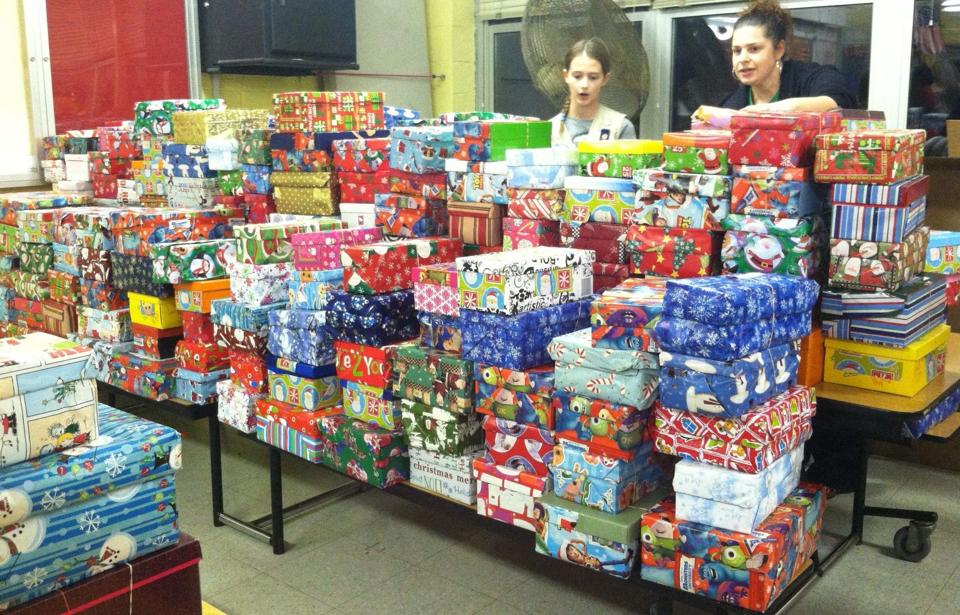 Girl Scouts collect 240 shoe boxes for children in need - New Jersey ...