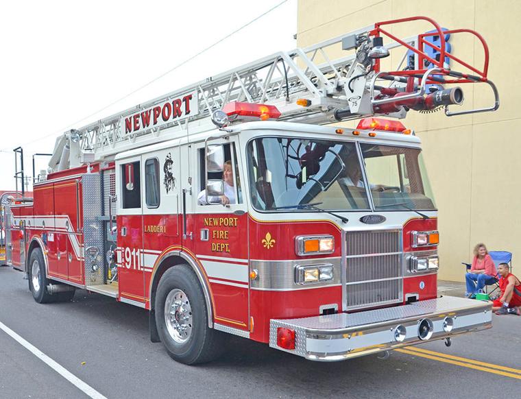 Annual Newport Christmas Parade The Newport Plain Talk Multimedia