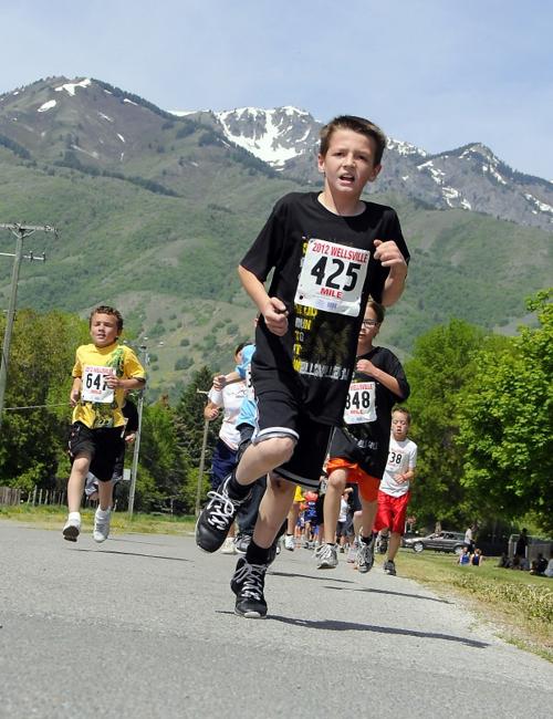 Still running Students compete in 32nd annual Wellsville mile Cache