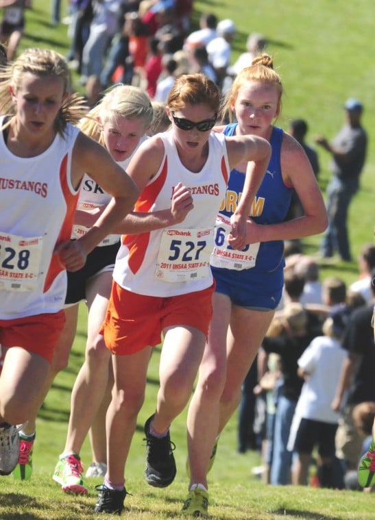 Mustang girls finish fourth at state cross country