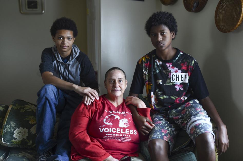 WISH BOOK: New Albany grandmother, grandsons pull through for one another - Newsandtribune