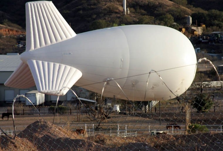 Border Patrol tests blimpmounted surveillance system in Nogales