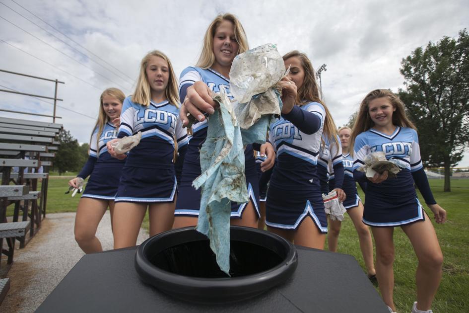 Lewis Central Dance team adopts road outside school - The Daily Nonpareil