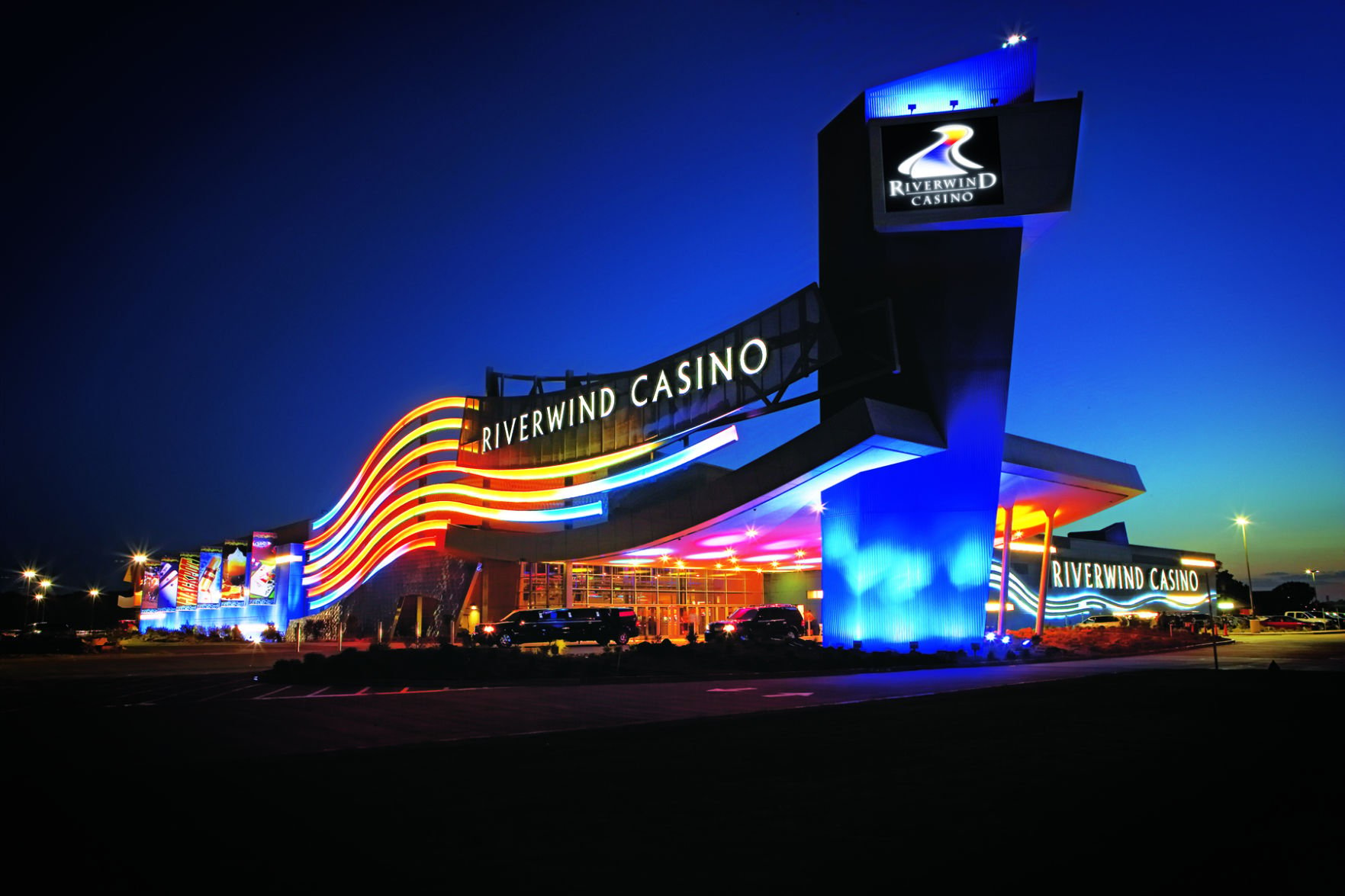 black river falls casino new year