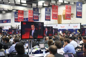 Valpo High grad volunteers to photograph presidential debate
