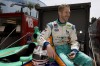 Anglo-American race car driver edges out diabetes