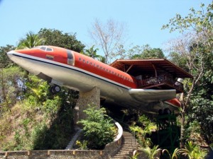 Honeymooners find wedded bliss in Costa Rica