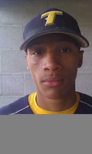 Blissitt's bat leads Thornwood to upset