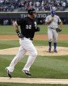 Dunn, Floyd lead White Sox