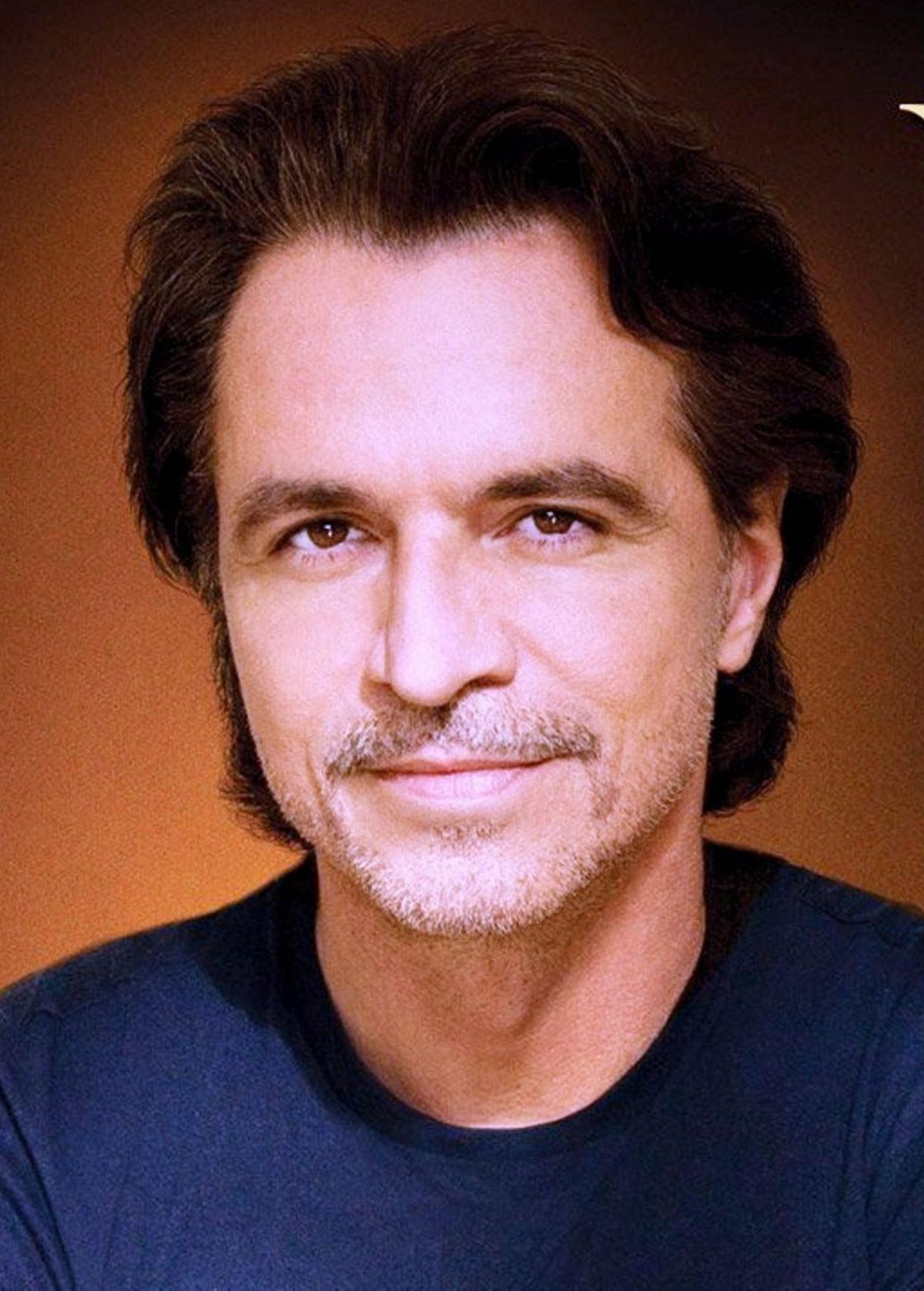 yanni Yanni: yanni, greek-born american composer and keyboardist who was a leading figure in late 20th-century new age music, an often entirely instrumental genre of popular music used for relaxation or meditation his popular albums included live at the acropolis (1993) learn more about yanni’s life, music, and career. yanni Yanni: yanni, greek-born american composer and keyboardist who was a leading figure in late 20th-century new age music, an often entirely instrumental genre of popular music used for relaxation or meditation his popular albums included live at the acropolis (1993) learn more about yanni’s life, music, and career.