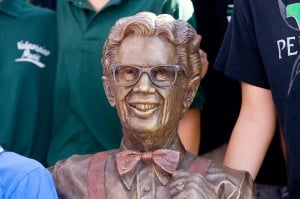 Gallery: Orville Redenbacher statue unveiled