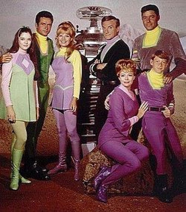 lost in space cast