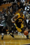 Thurmond gives Wallace spark in third straight Gary Holiday title