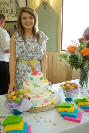 High schooler sees her future in cake baking