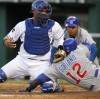 Cubs beat Royals with help of disputed bunt in 9th