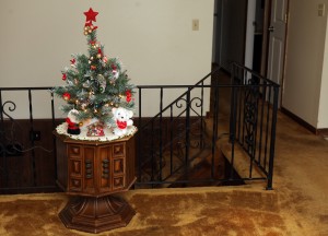 'For Holly and Fred': Traditions help family cope with loss at Christmas