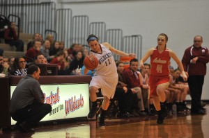 Wildcats hold off Niners to advance in girls basketball sectional