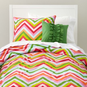 Upbeat spring decor to revive our interiors