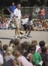 VU players help children learn healthy habits  