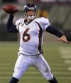 Broncos agree to trade Cutler to Bears