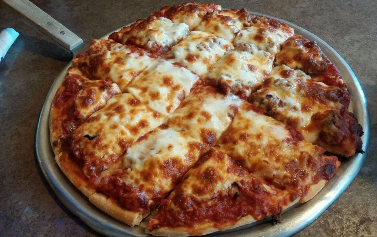 Pizza, pasta and more at Beggar's Pizza Food and Cooking