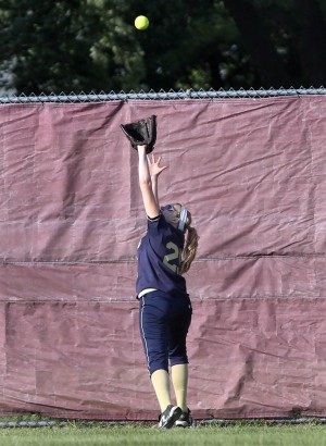 Whiting nips Bishop Noll in walk-off fashion