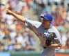 Bumgarner dazzles as Giants beat Cubs, avoid sweep