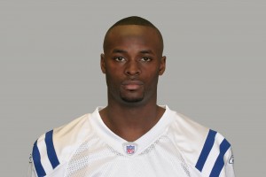 Colts welcome arrival of Wayne for offseason work
