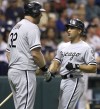 Floyd, White Sox bats help end 7-game slide