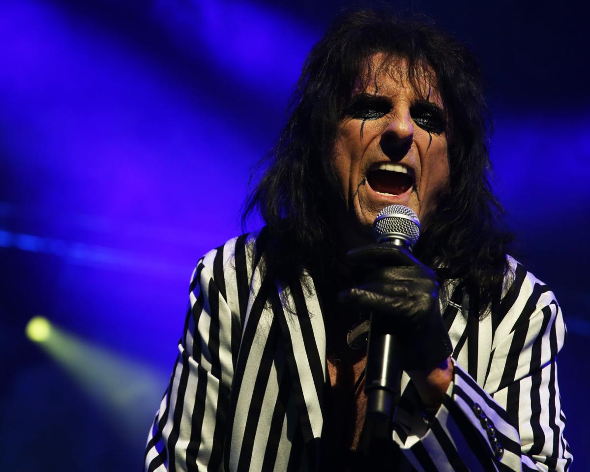 Alice Cooper On Tour Alice Cooper On Tour