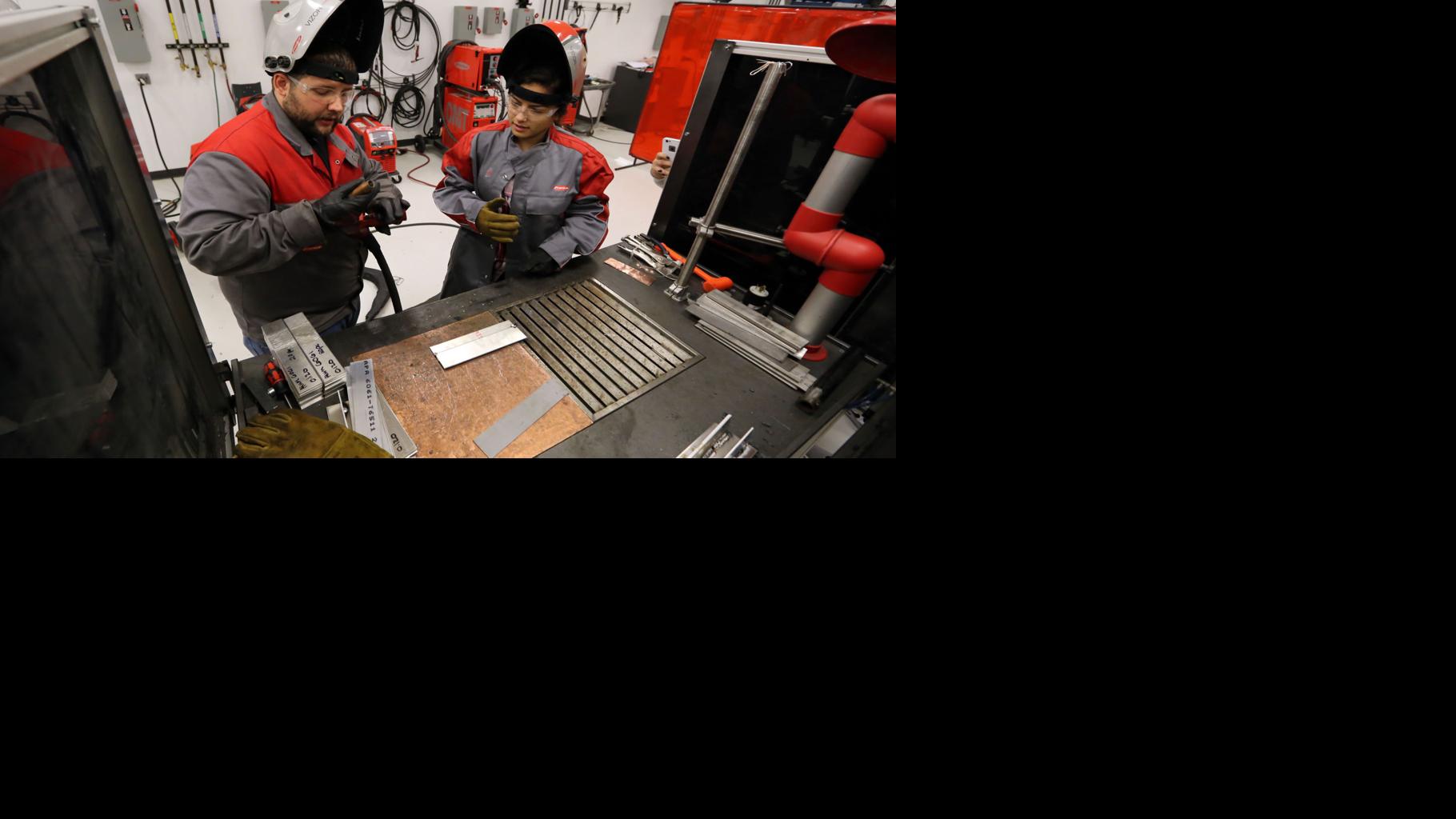 Portage students get a taste of available jobs - nwitimes.com