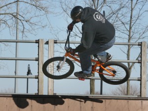 Cyclists show off moves in Crown Point