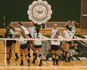 Valparaiso, Crown Point win five-game matches to advance at Valparaiso Sectional