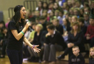 American Idol star says confidence key to stop bullying