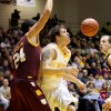 Kevin Van Wijk watches a rebound