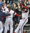 Viciedo homers in 10th, White Sox beat Mariners